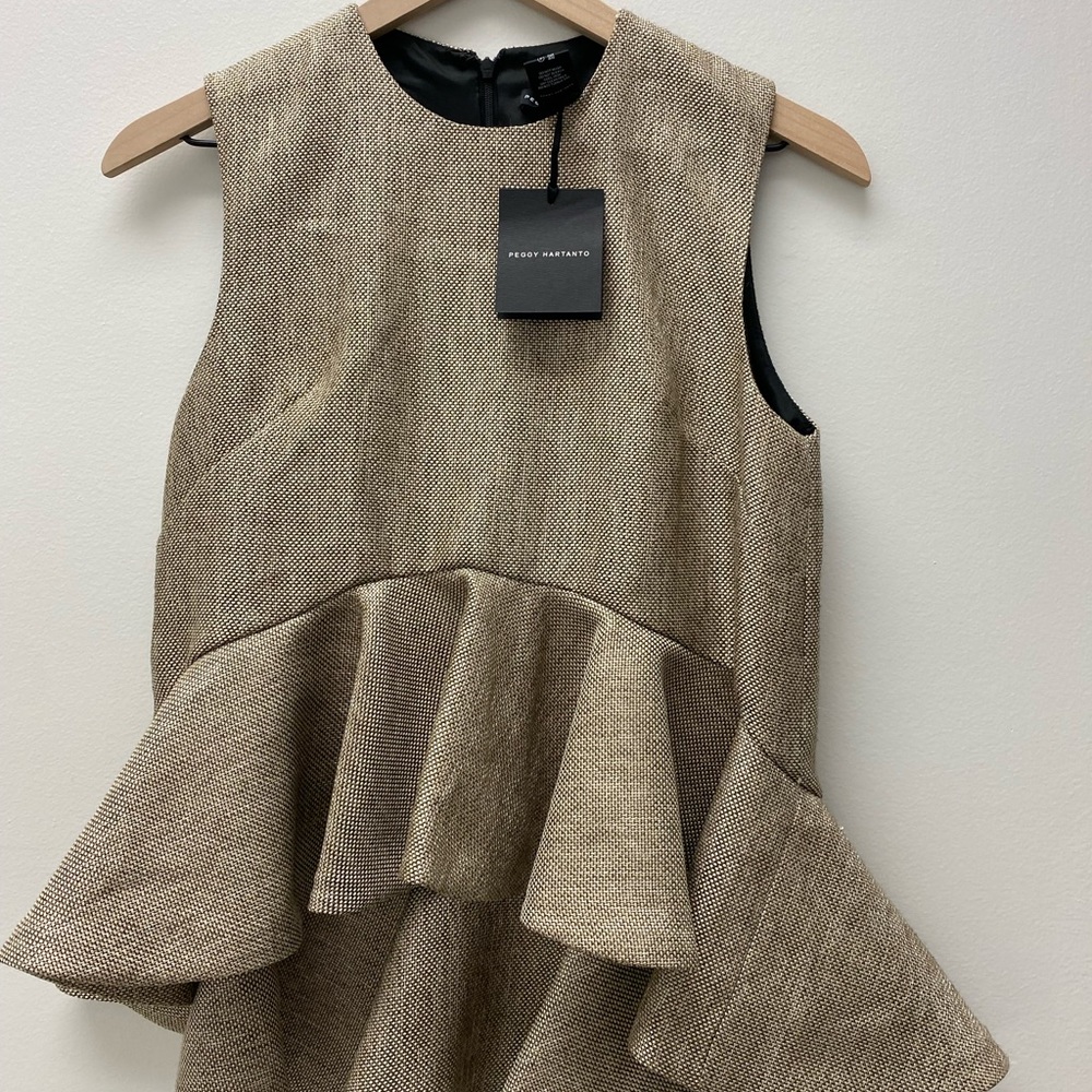Peggy Hartanto women top